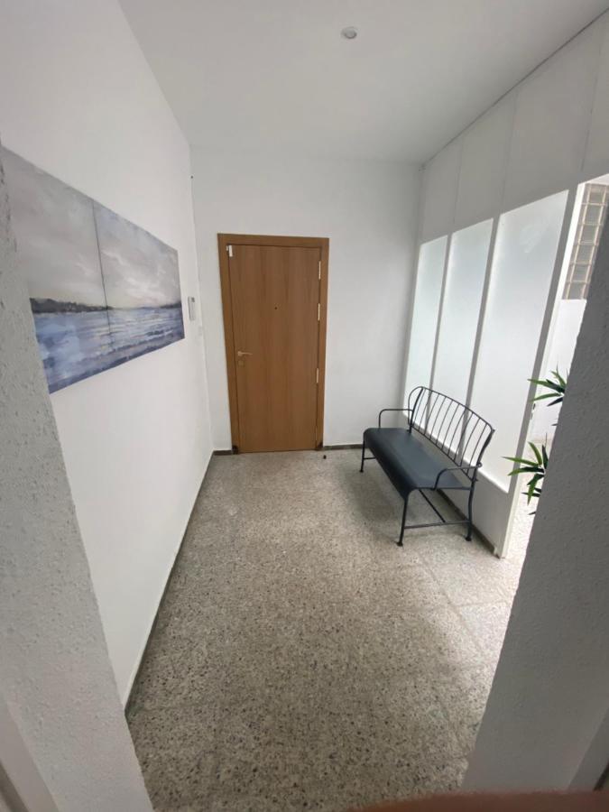 Center 1 *